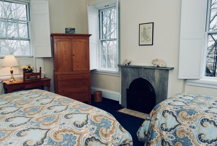 Charming Lodging At Our Historic Bed &Breakfast In Providence Rhode Island